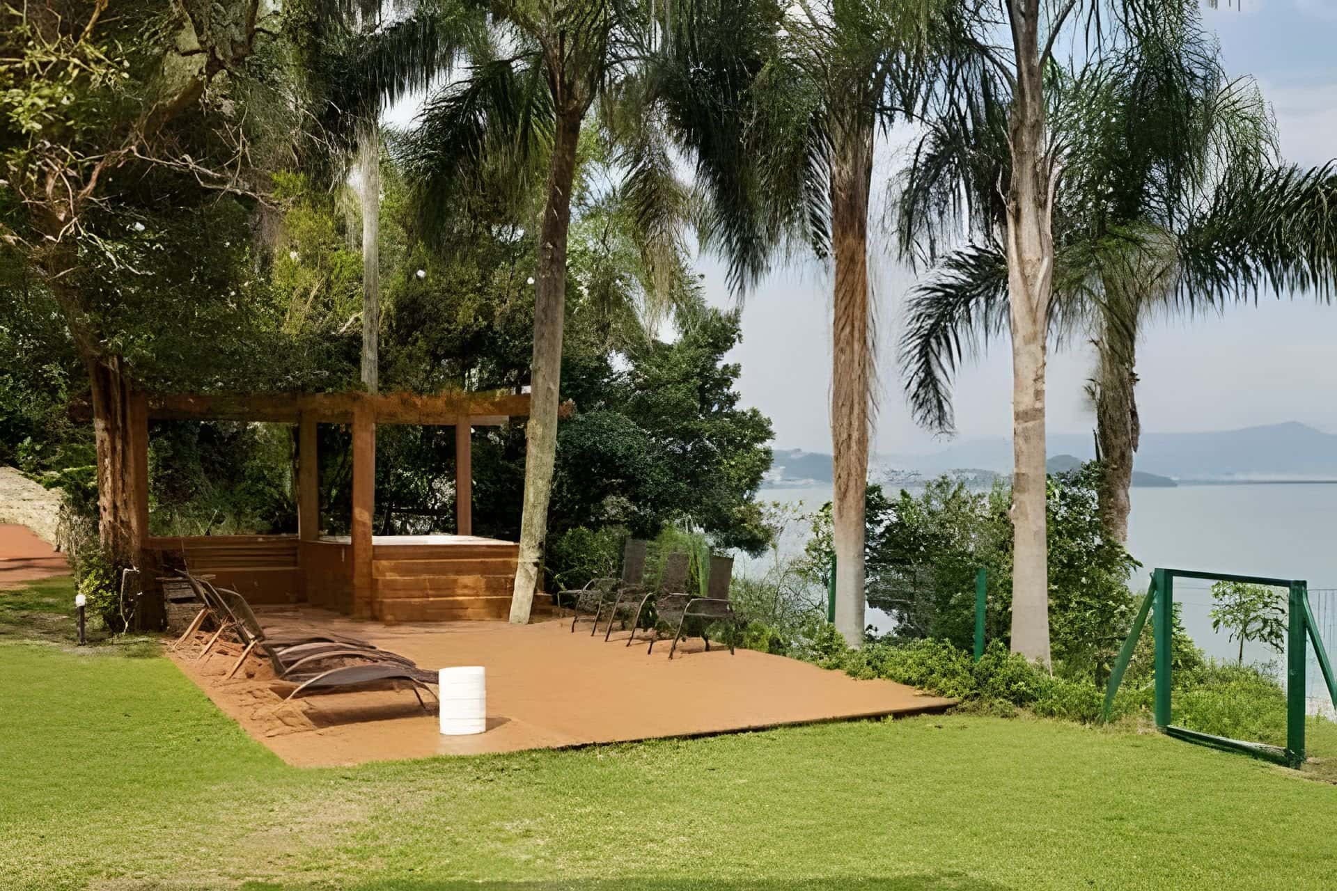 Suíte — Mansão Cacupé (foto 13)