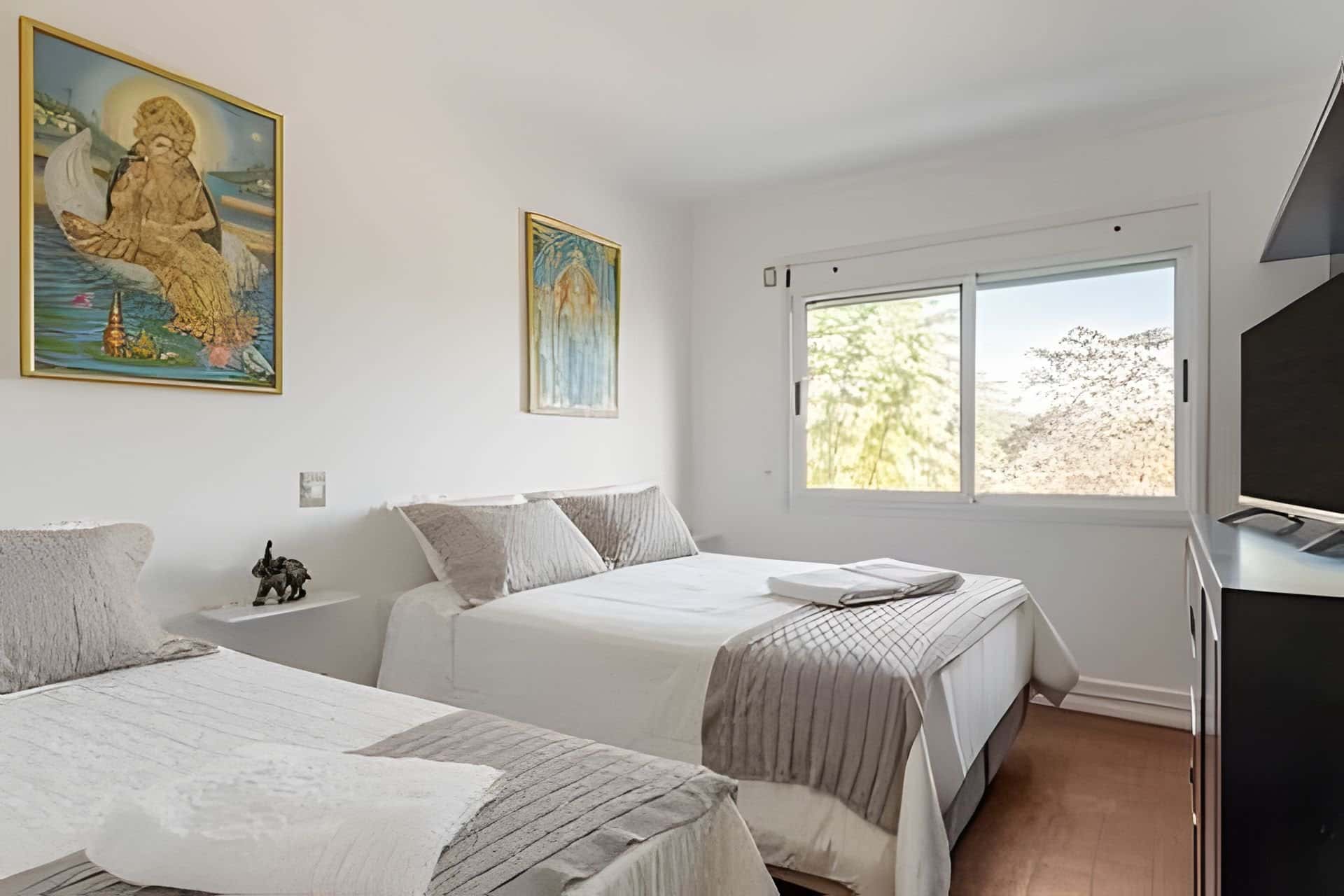 Triplo — Casa Merlins (foto 1)