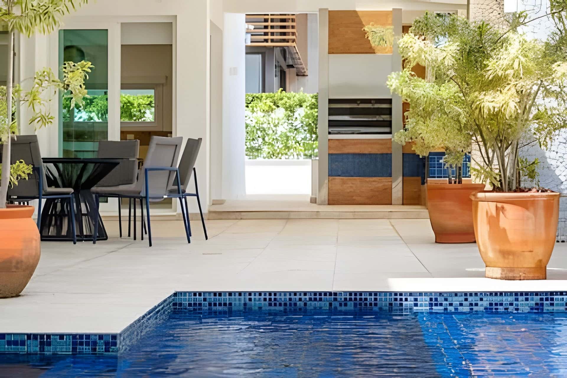 Suíte — Mansão Frente Mar, Piscina Quente, 25 Hóspedes (foto 16)